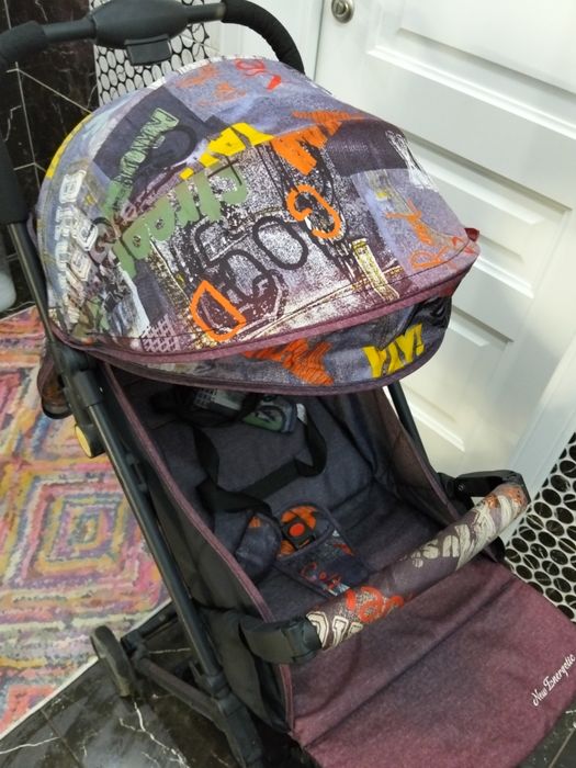 Продам коляску, складная, как ручная кладь в самалёт можно