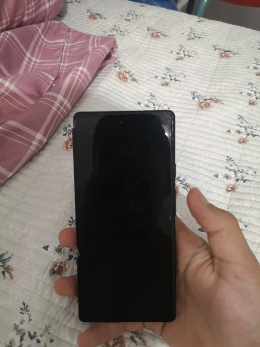 Продам гугл пиксель