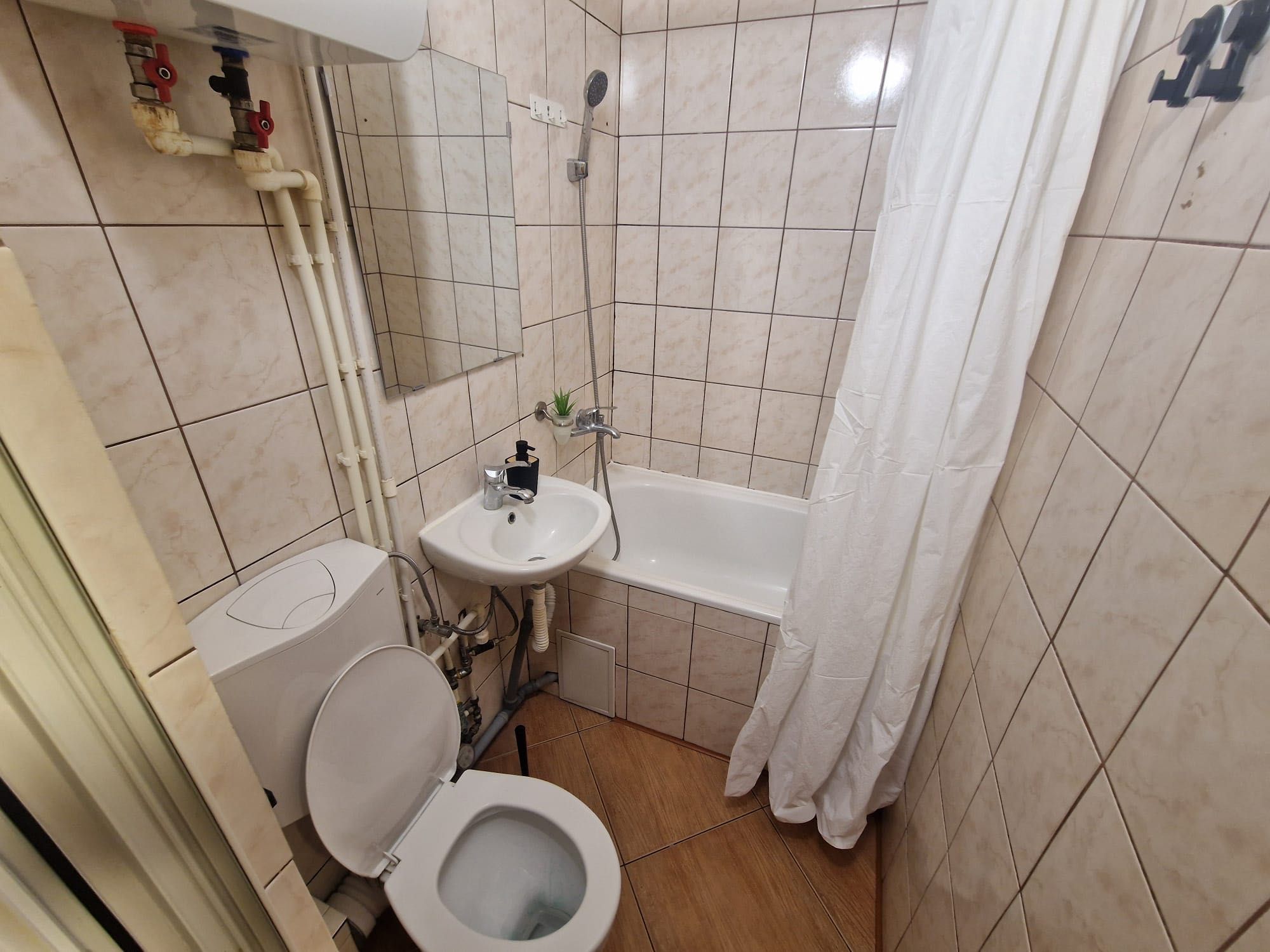 Închiriez garsonieră zona soarelui