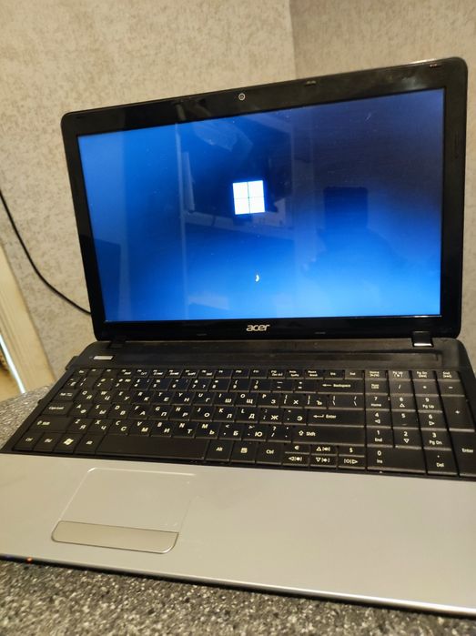 Мощный офисный ноутбук Acer-8 Гб ОЗУ,SSD-240,Geforce GT 640М