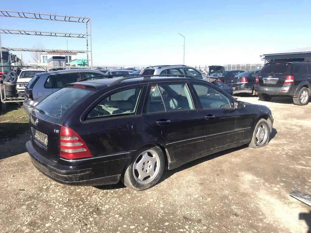 Mercedes C220CDI 143кс. на части