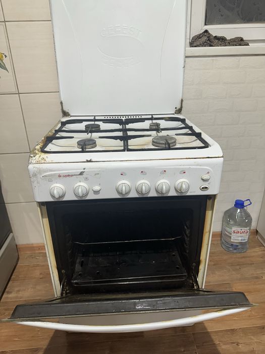 Газовая плита продается в рабочем состоянии