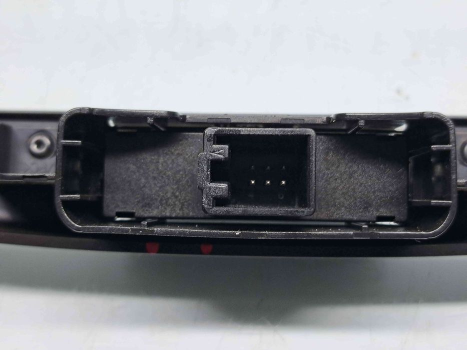 Buton avarii Volkswagen Passat B7 (365) Variant [Fabr 2010-2014] 3AA8