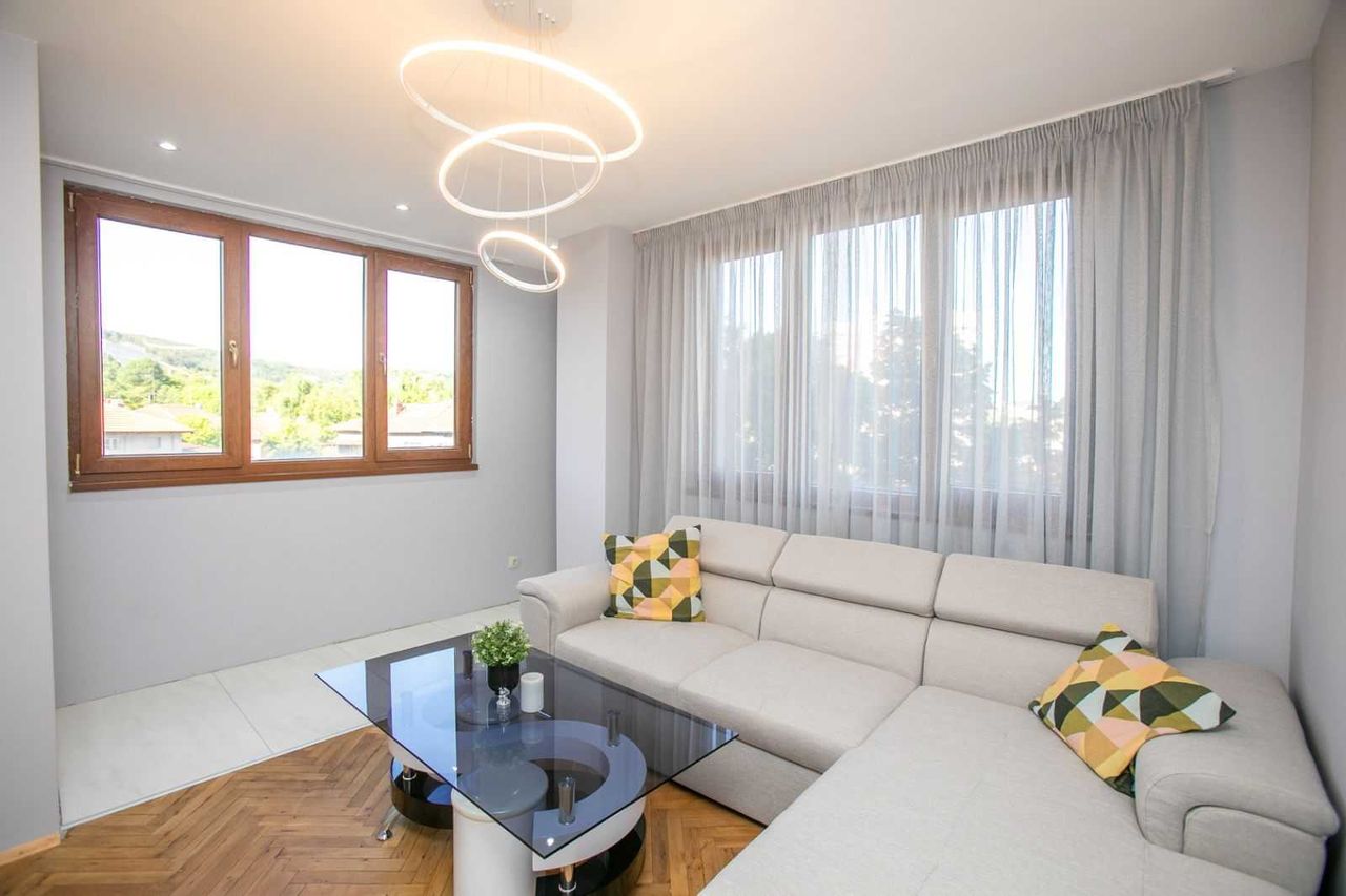 Продава се Тристаен апартамент в Ловеч, Широк център - 94 кв.м за 1107 €/кв.м - Снимка #6