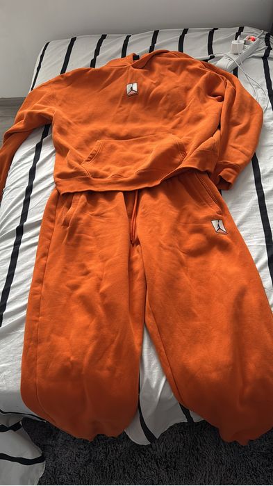 Trening Jordan Portocaliu