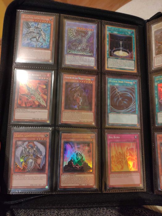 Cartonase Yu-Gi-Oh!