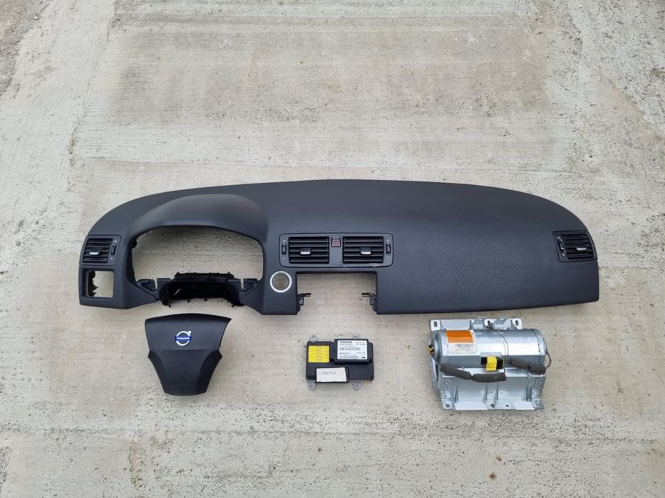 Plansa bord Volvo C70/ C30