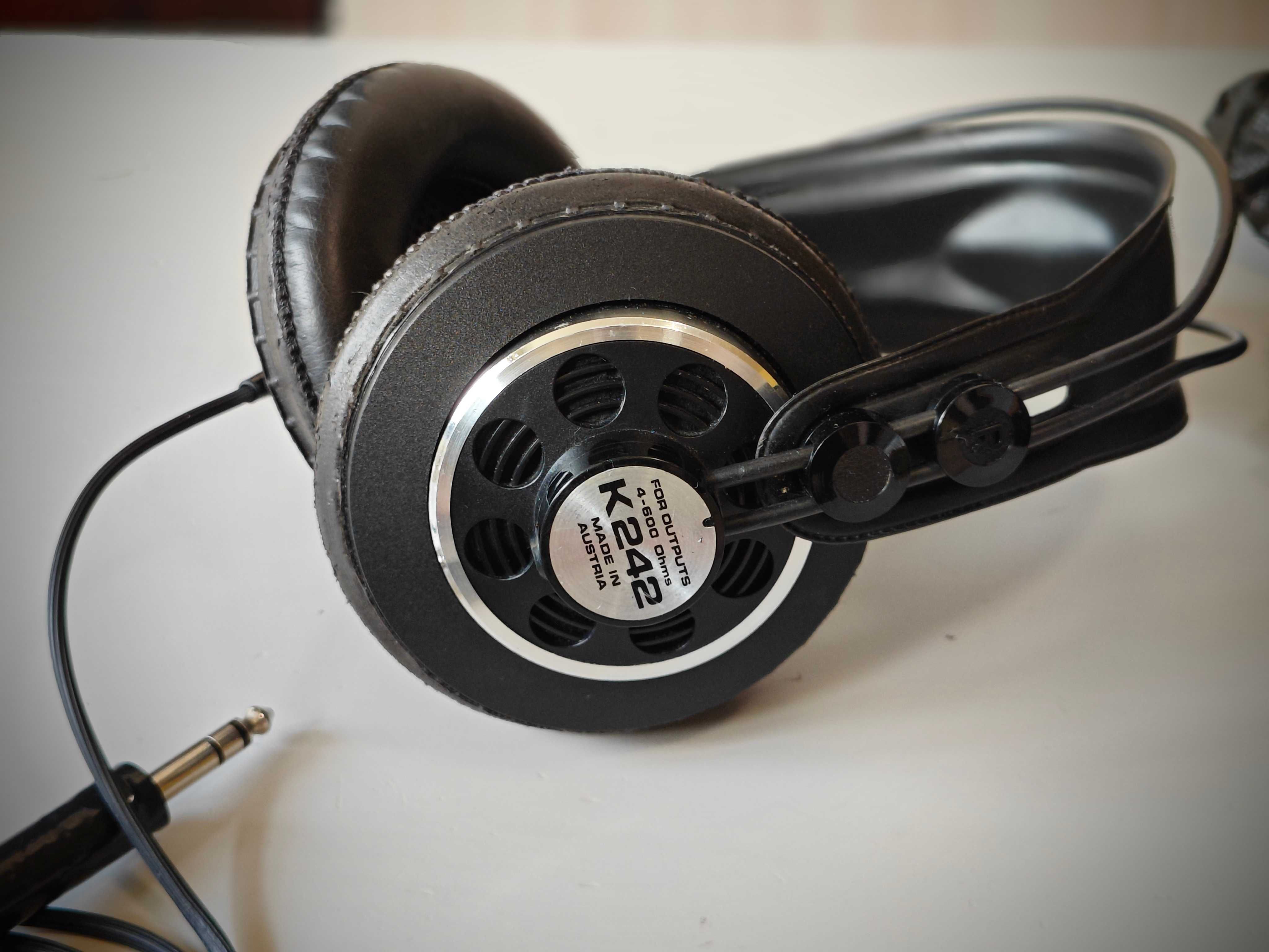 Слушалки AKG K242 Austria