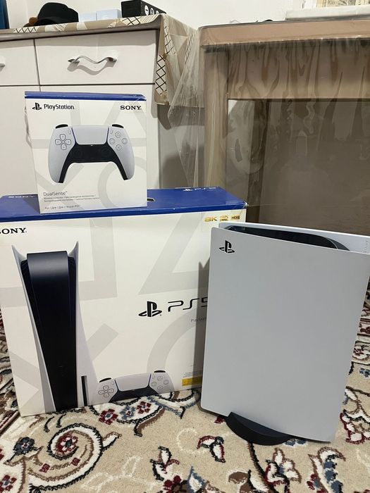 Playstation 5, TV,  5 games