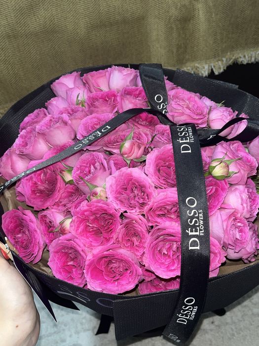 цветы из цветочного дессо,есть записка)