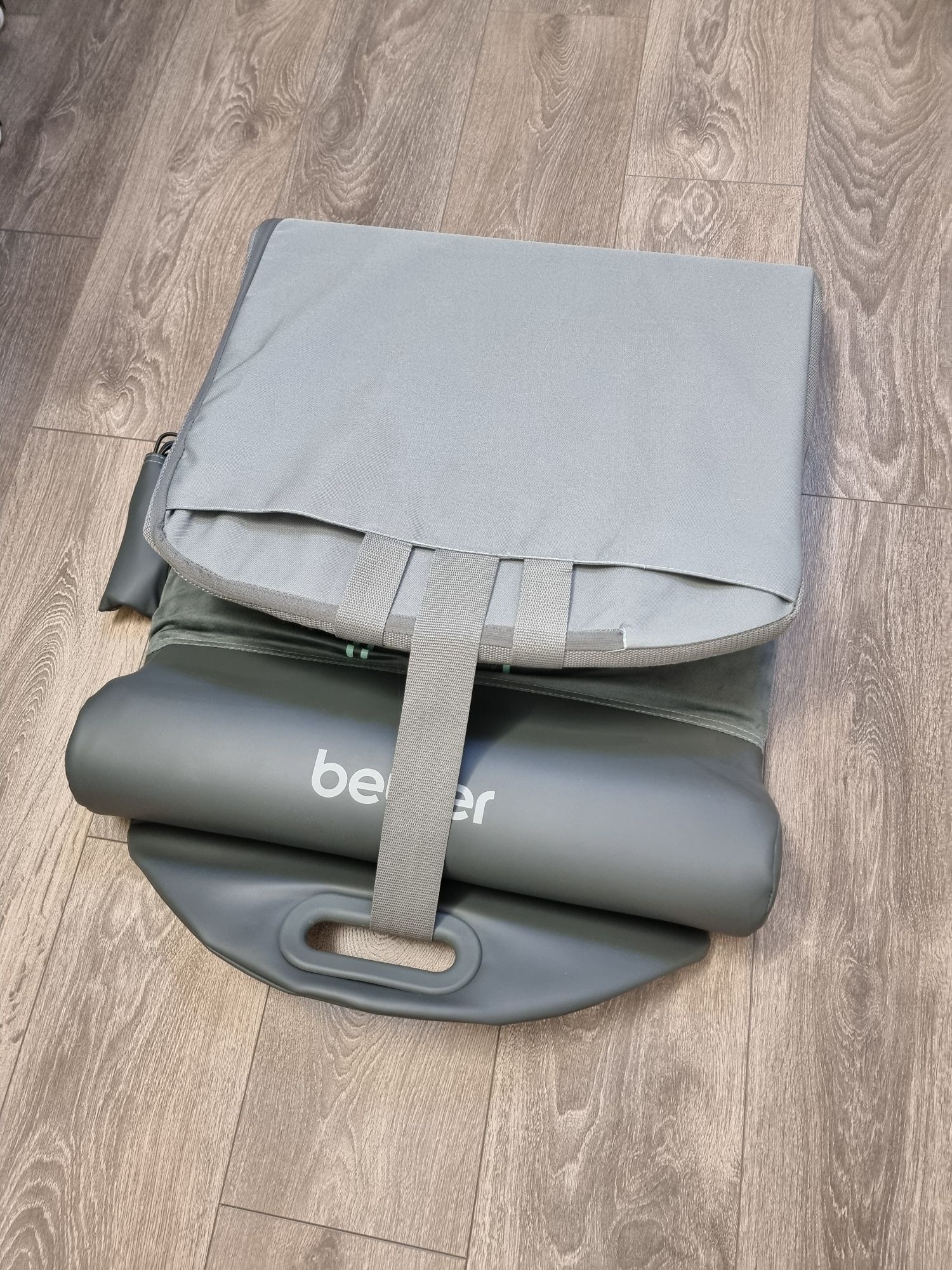 Saltea cu perne de aer pentru stretching si masaj Beurer