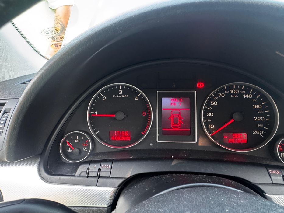 Vând Audi A4 B7 2.0 TDI