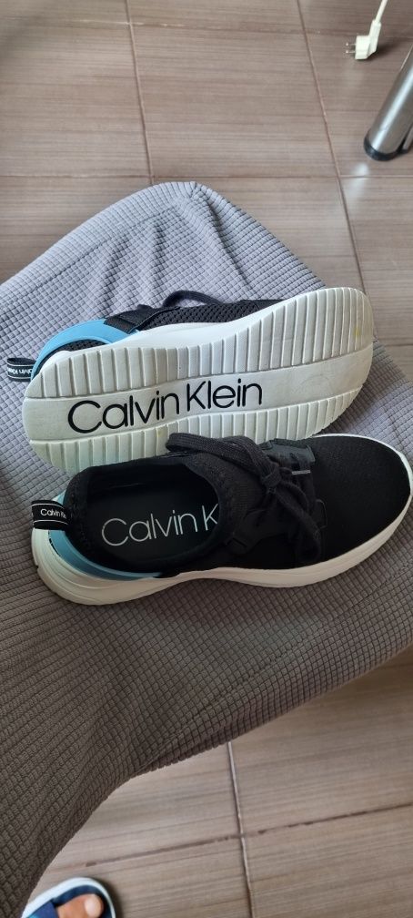 Adidași Calvin Klein 37
