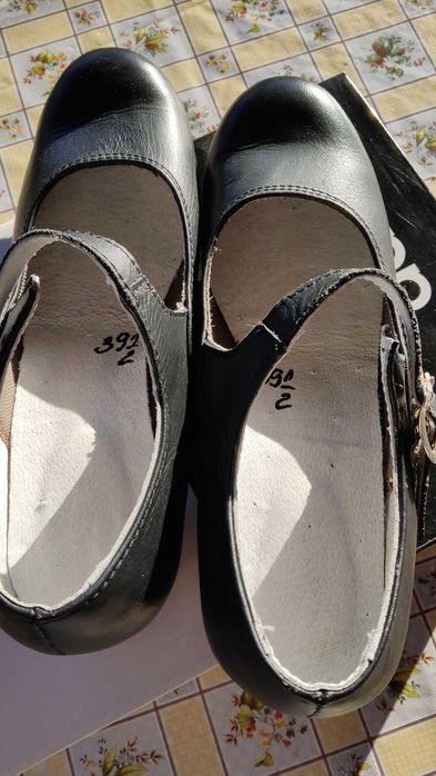 Обувки за народни танци - Скарпини 37.5 и 39.5