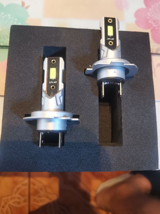 Becuri led H7 lumina albā