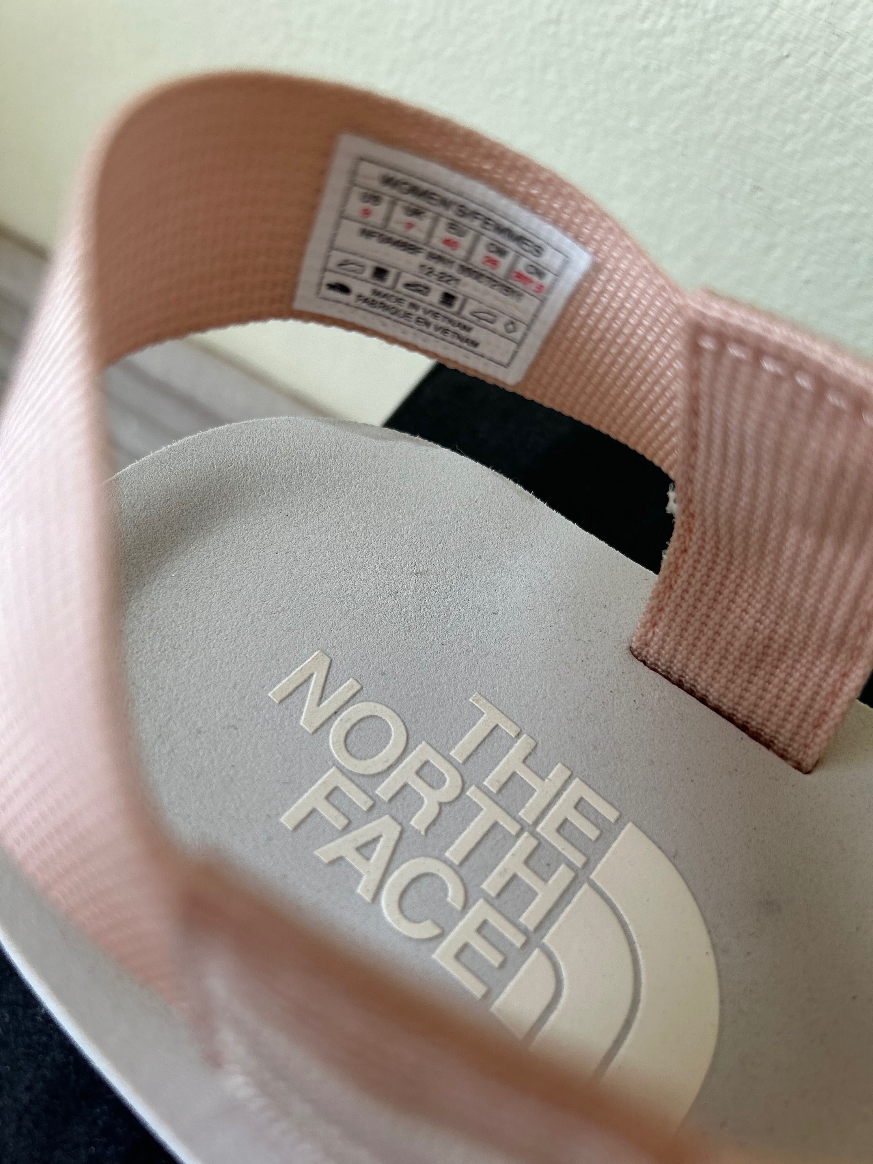 The North Face дамски сандали 40 номер
