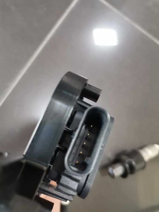 Нов Оригинал Nox Сензор 1.6 2.0 TDI 04L907805BJ Audi VW Skoda Seat