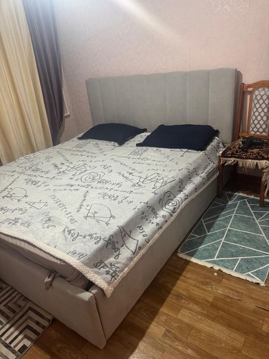 Продам 2х спальную кровать