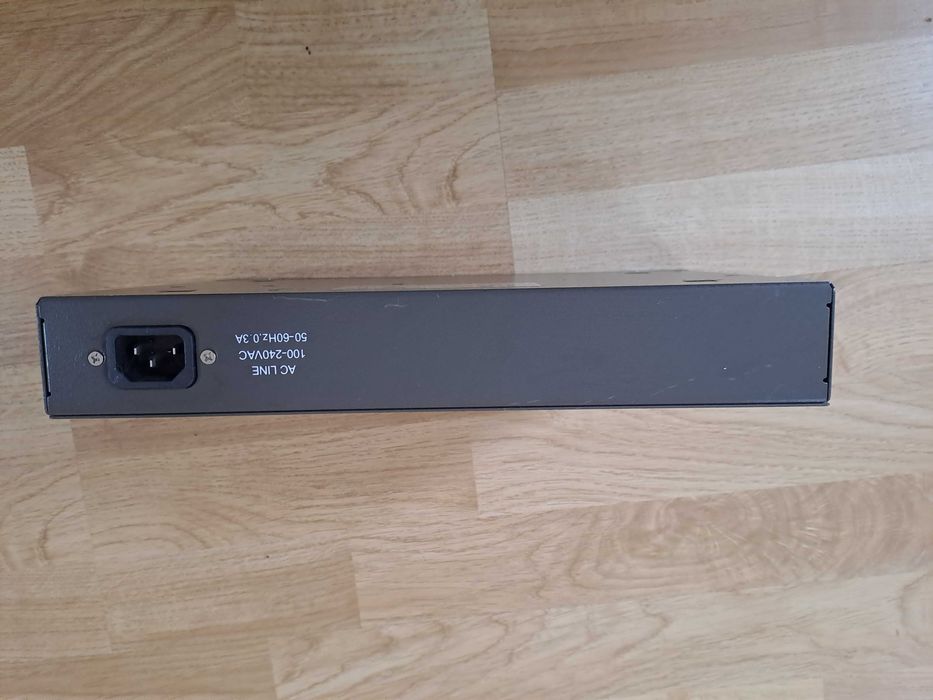 Суич D-Link DES-10160