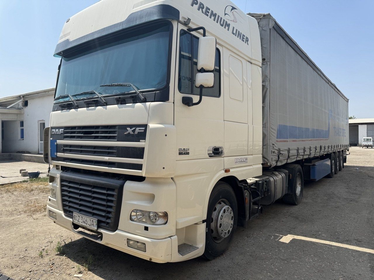 Fura Daf 2003 pritsep 2001
