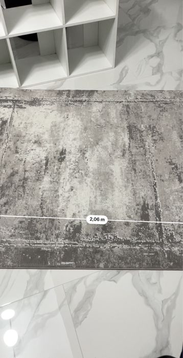 Covor gri, stil modern