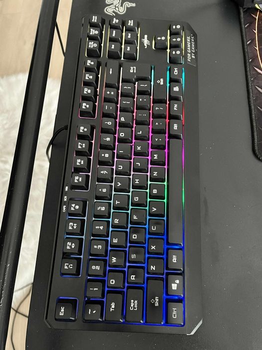 Tastatura pc , ps5 , gaming rgb