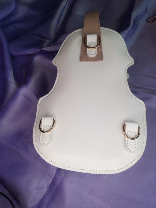 Дамска кожена чанта Китара