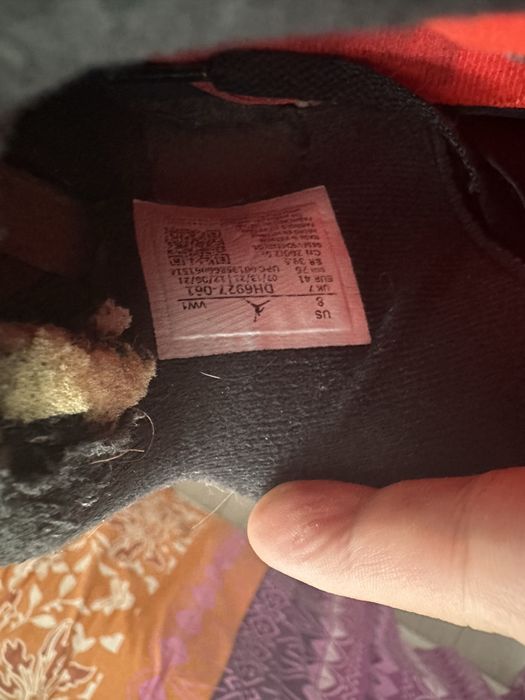 Adidasi Sport Nike Jordan 4 infared originali marimea 41