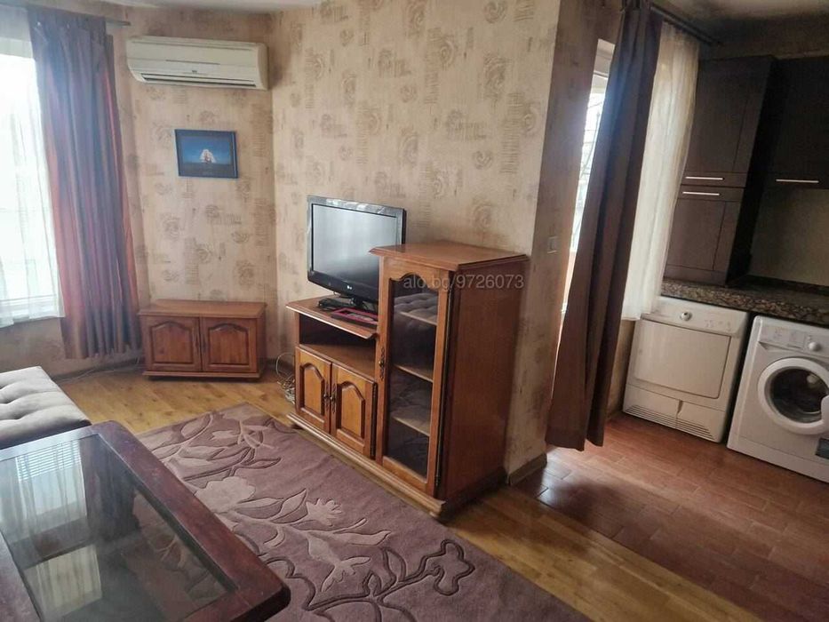 Дава се под наем Тристаен апартамент в Пловдив, Съдийски - 85 кв.м за 459 € - Снимка #1