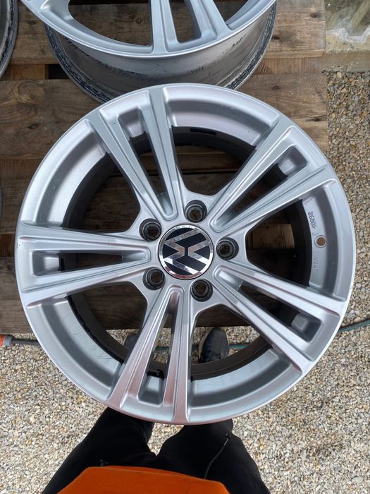 16 Цола 5 х 112 мм Фолксваген , VW Голф , Пасат , Туаран , Джета