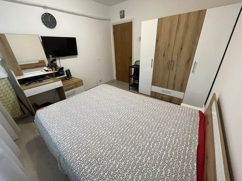 De inchiriat apartament 2 camere decomandat, str. Huedin,sector 4 !!!