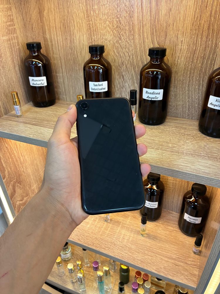 Iphone XR 64 гигабайт