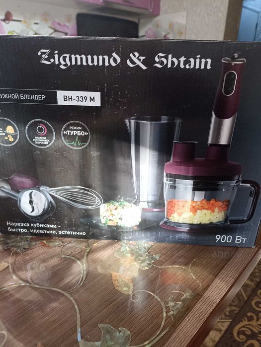 Продам кухонный комбайн 6 функций в отличном состоянии