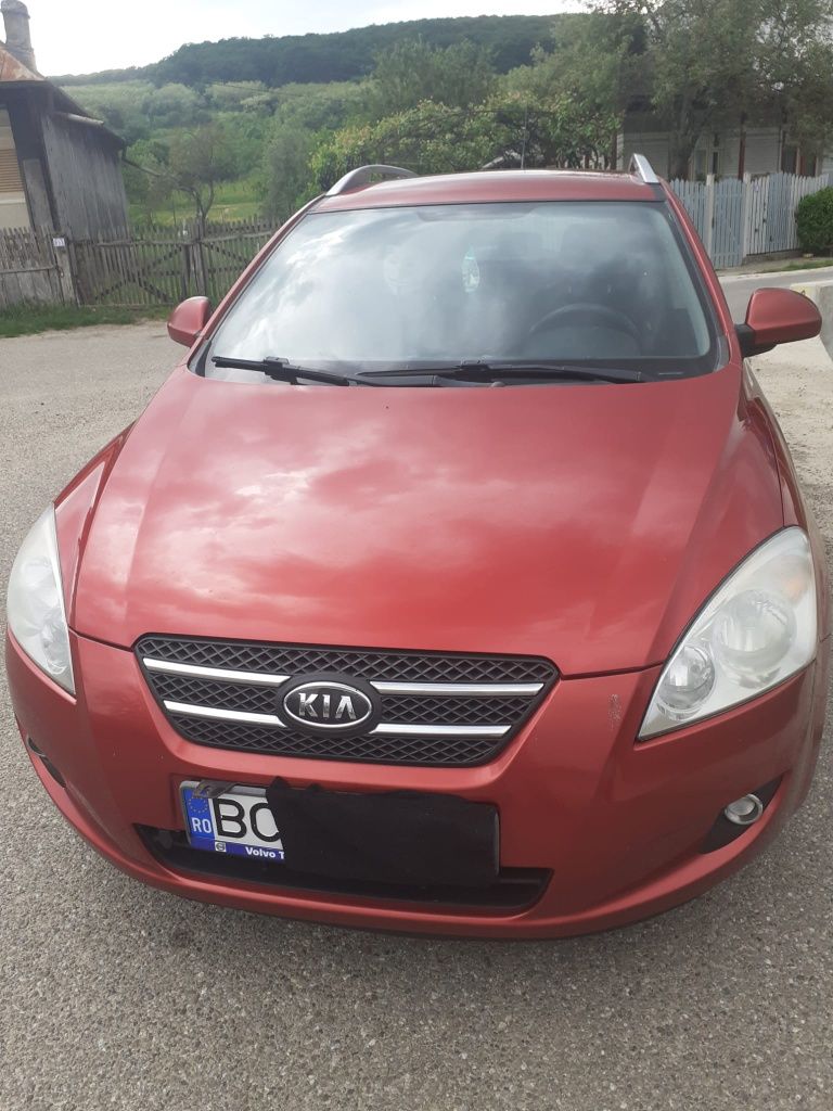 Vând kia ceed 2009