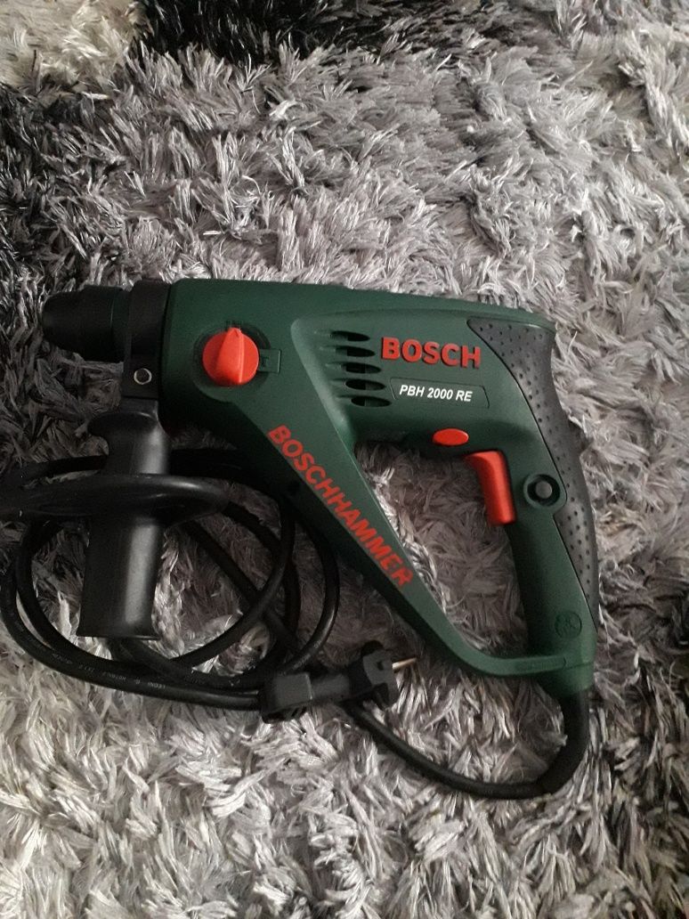 Rotopercutor bosch PBH 2000 RE