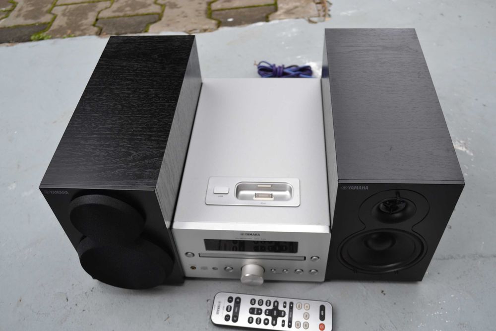 Minisistem Yamaha CRX 332 cu Telecomanda originala