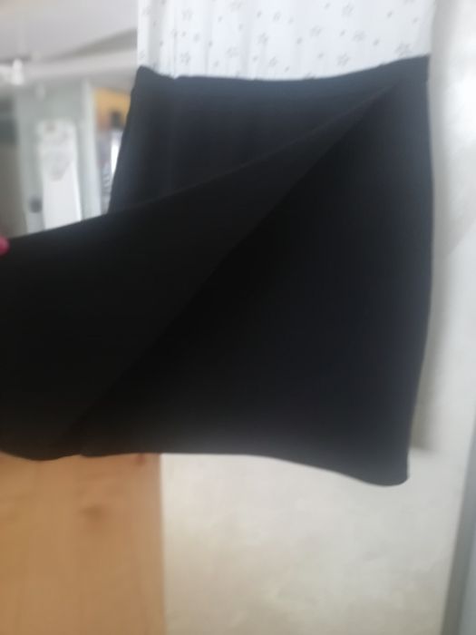 Продавам рокли за млади госпожици + Подарък