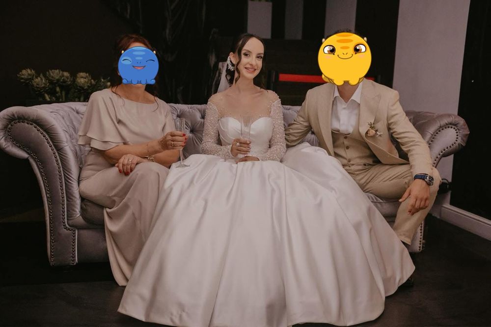 Vand Rochie de Mireasa