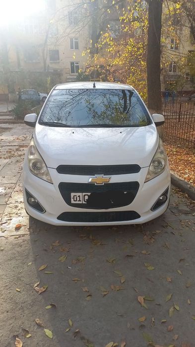 Продаётся автомашина  Spark