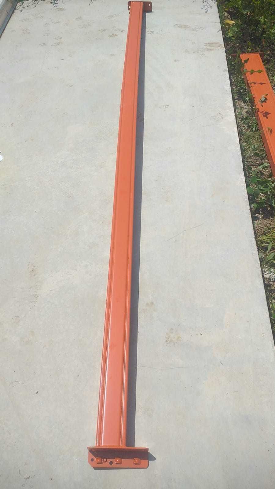 Țeavă construcții cu suport prindere