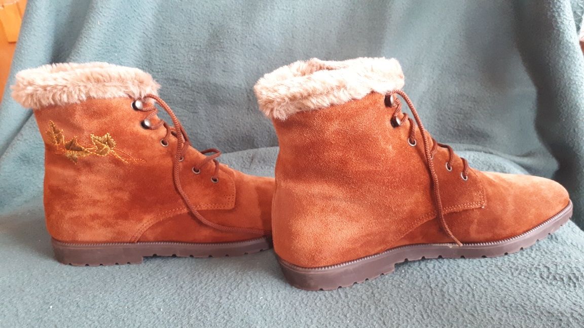 Botine de primăvară din piele intoarsa 36