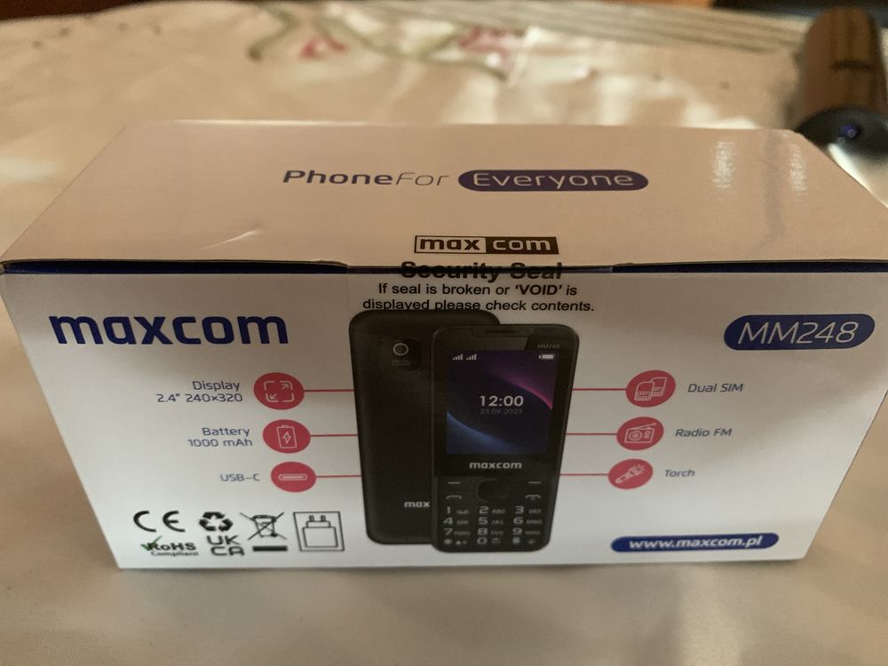 Telefon nou sigilat Maxcom MM248 - clasic cu butoane