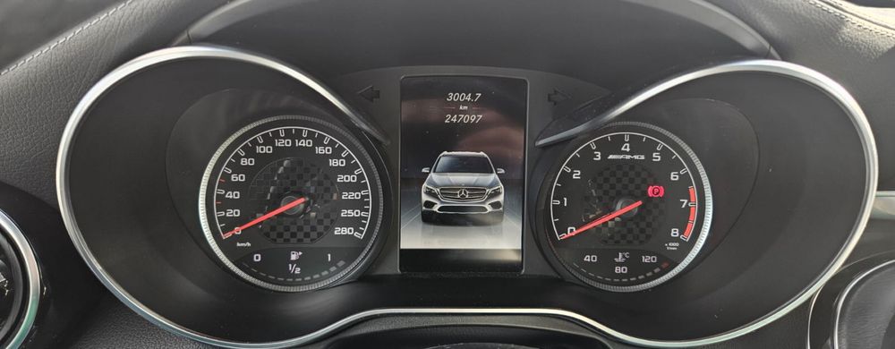 Schimb Mercedes GLC 43 AMG HUD PANO VENTILATIE 360 Burm Designo