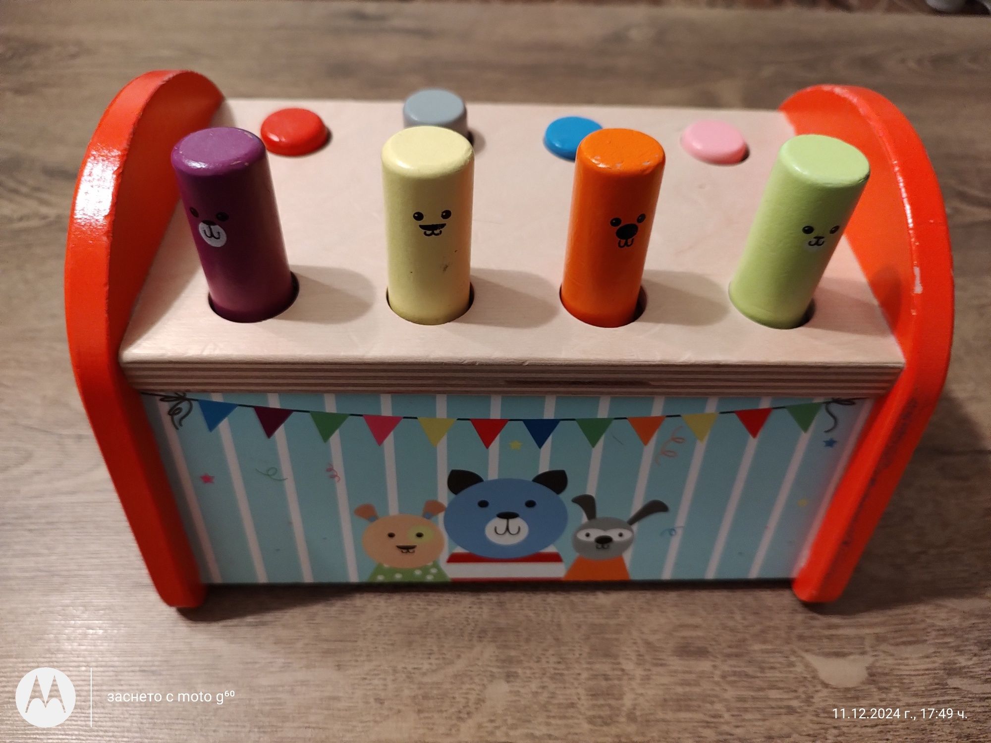 Дървена играчка с чукче ( коледна играчка)