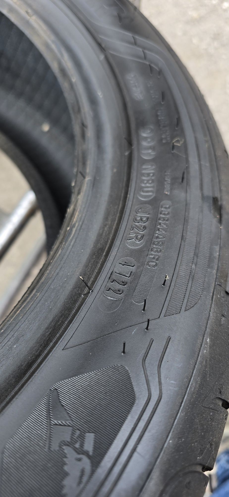 Летни гуми 245 45 18 2бр Goodyear 245 40 19 2бр Bridgestone