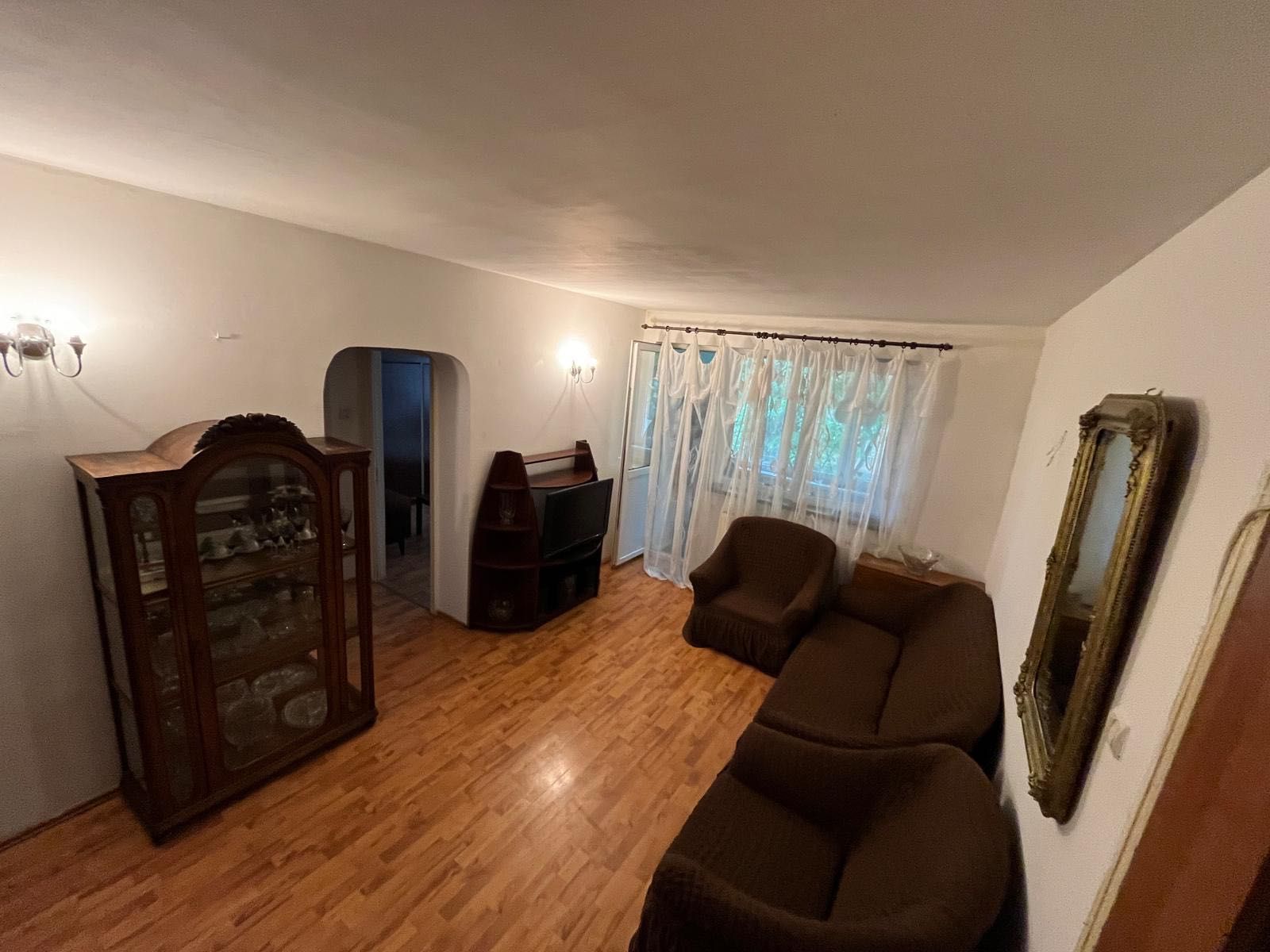 De închiriat apartament 2 camere Pajura, București, 52 mp