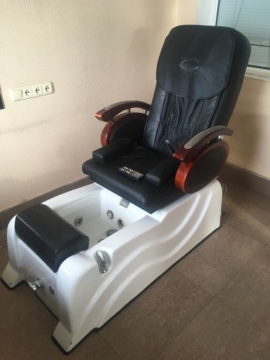 Педикюрное кресло