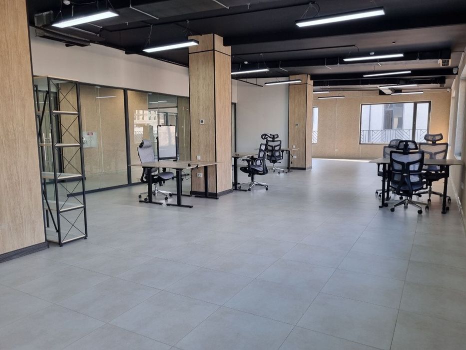 Аренда офиса в БЦ Ventum Plaza  576кв с терассой 200кв на 8 этаже