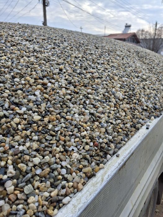 Piatra balastru nisip pamant