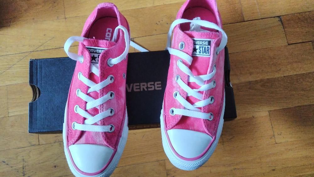 Високи кецове O'Neill и кецове Converse all star